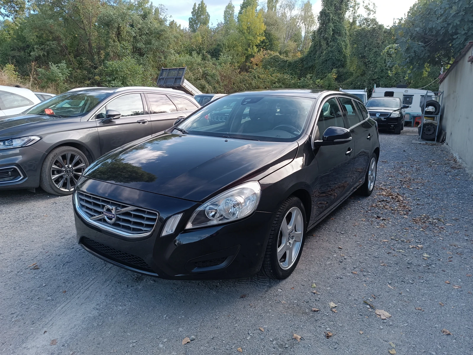 Volvo V60 2.4 D5/ EURO5B/ 205k.c - изображение 3