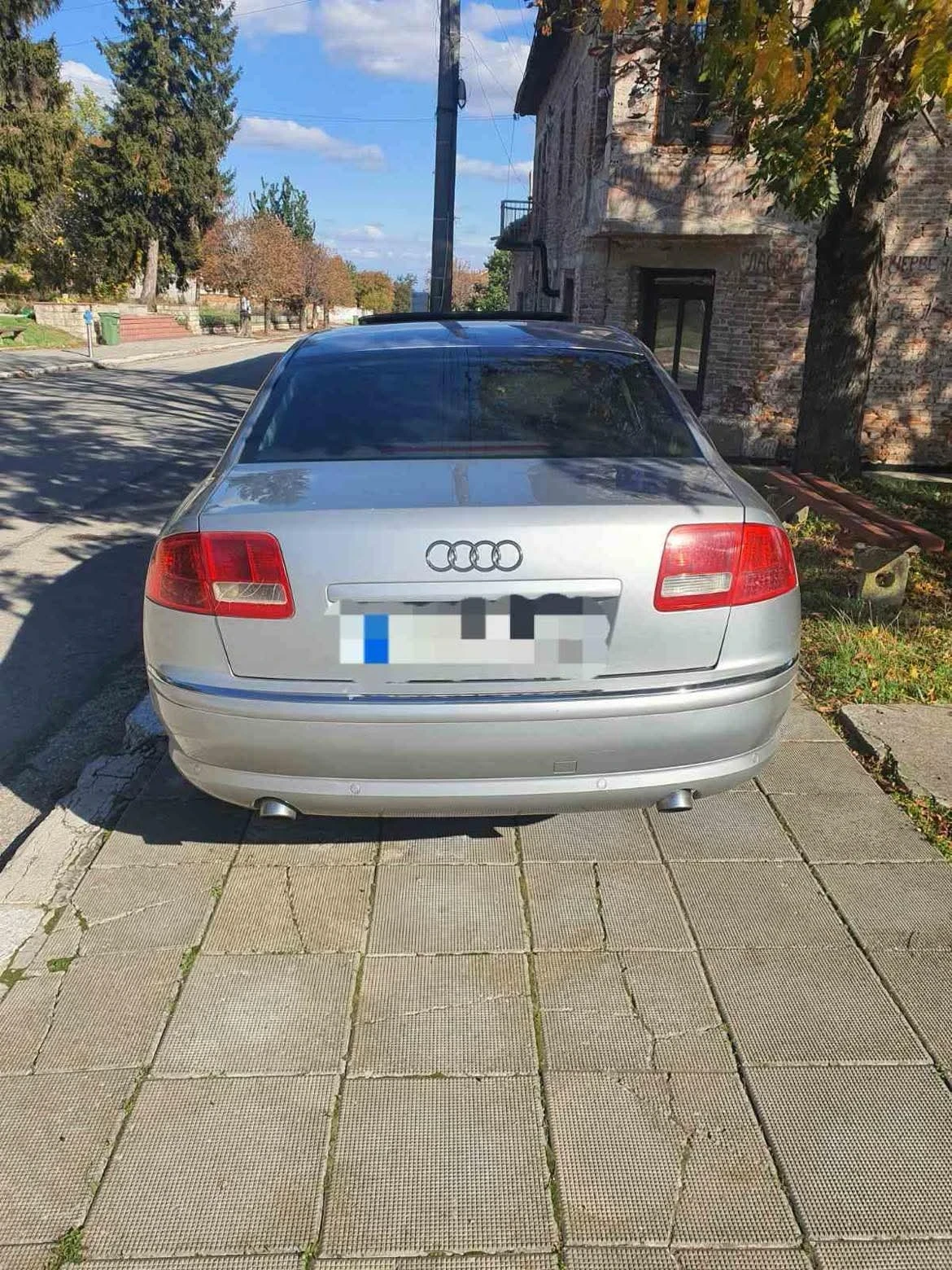Audi A8  - изображение 2