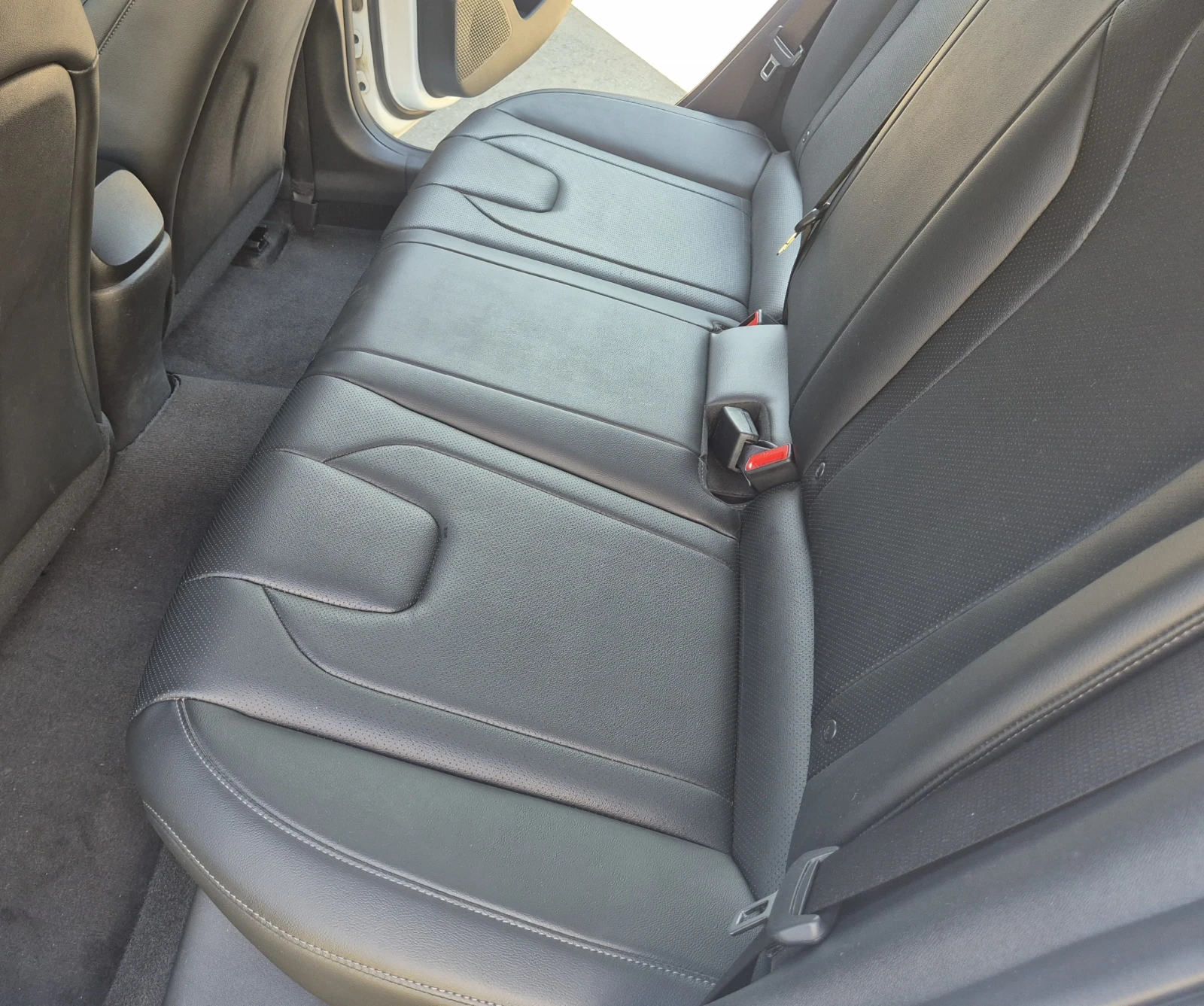 Hyundai Elantra 1.6cm3 LPG - изображение 6