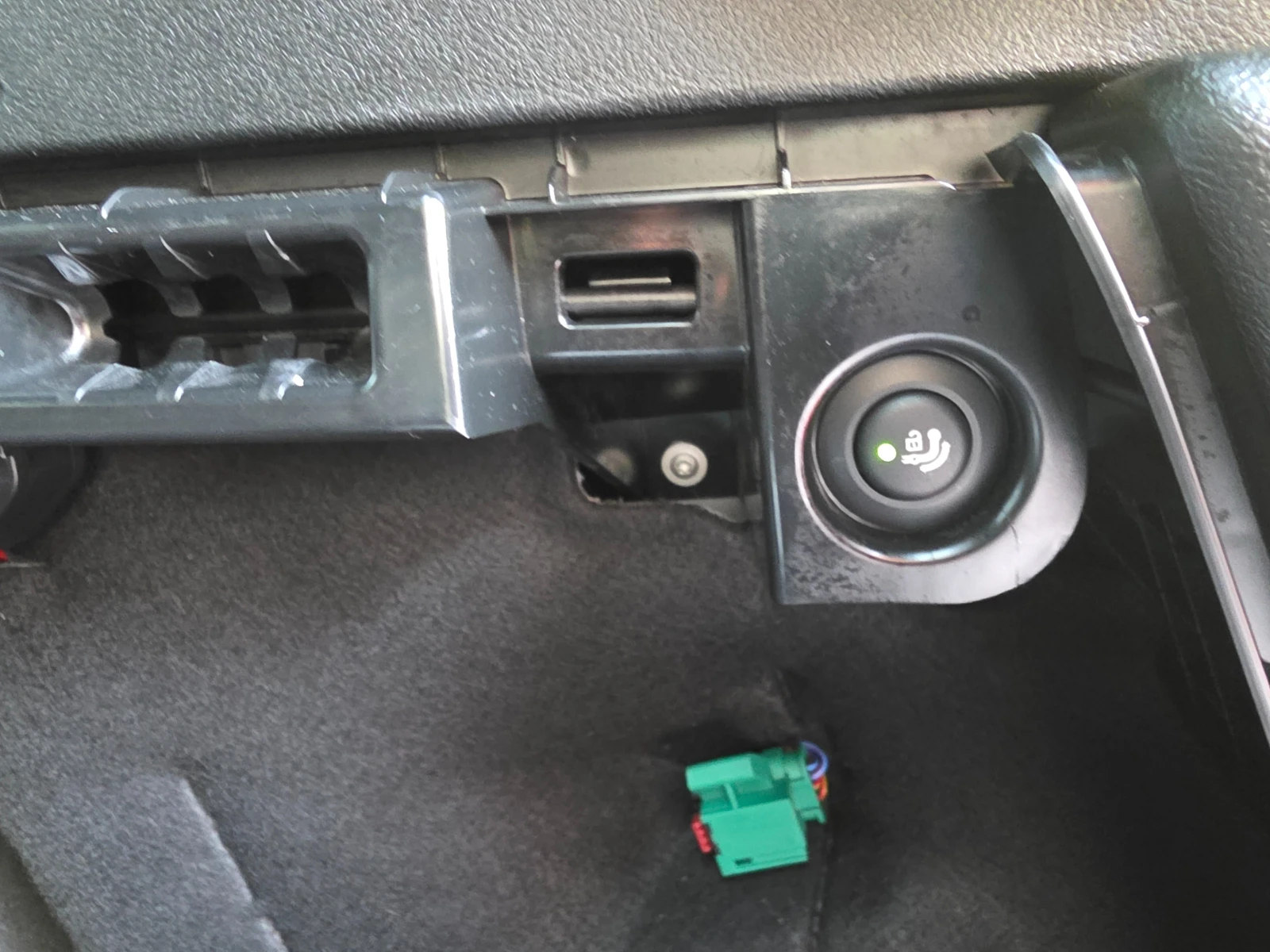 BMW iX3    !  | Mobile.bg   14