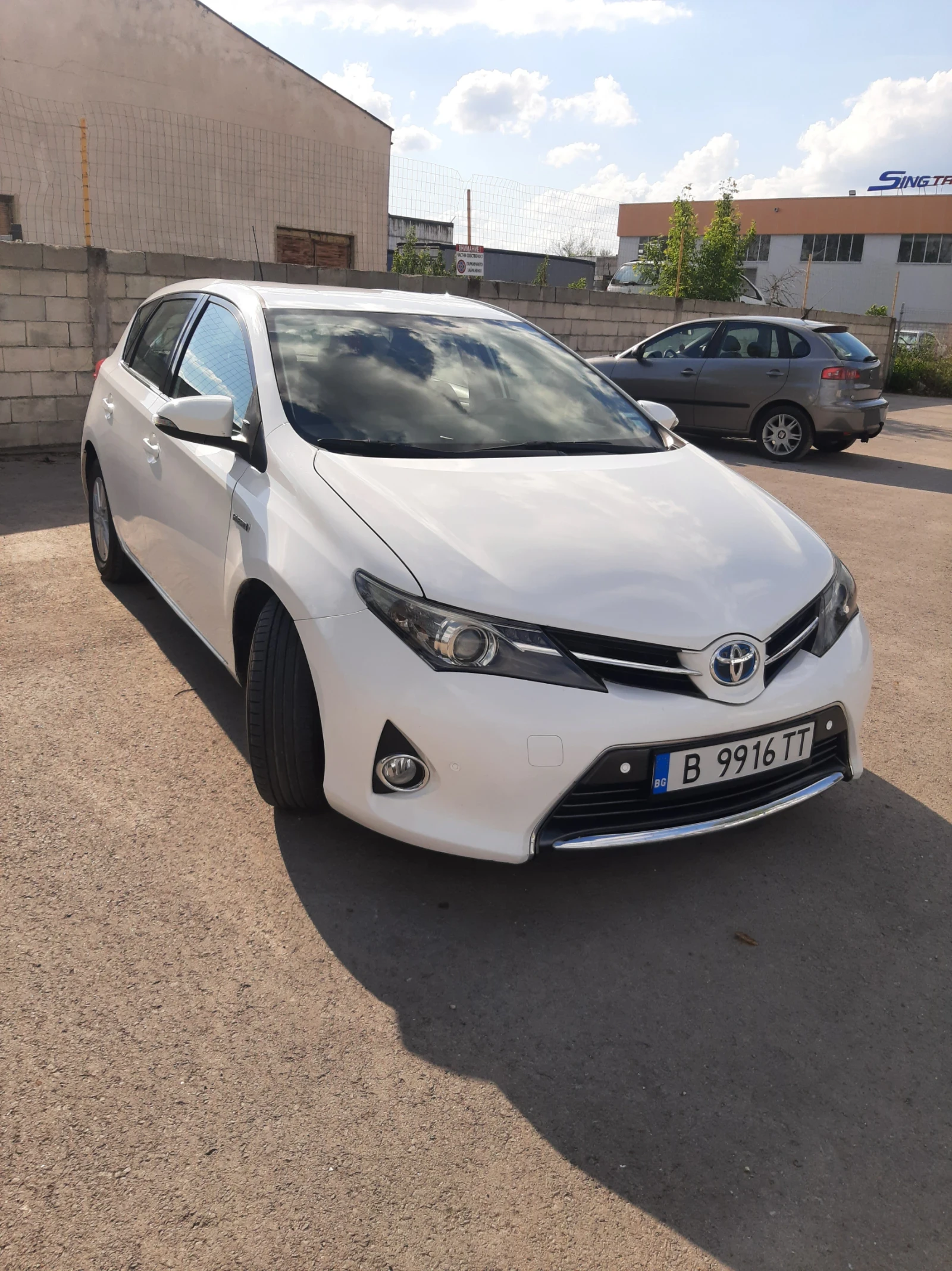 Toyota Auris  - изображение 6
