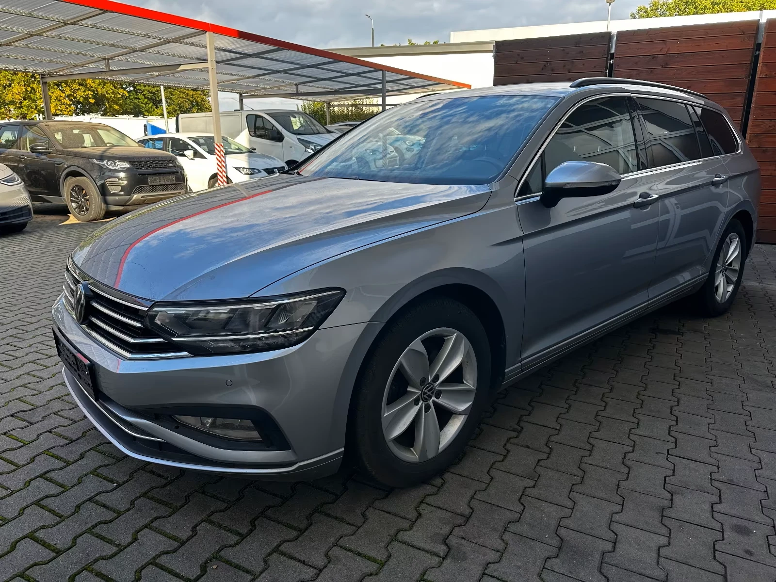 VW Passat Variant 2.0 TDI DSG Business LED AHK ACC KAM #iCar | Mobile.bg   1