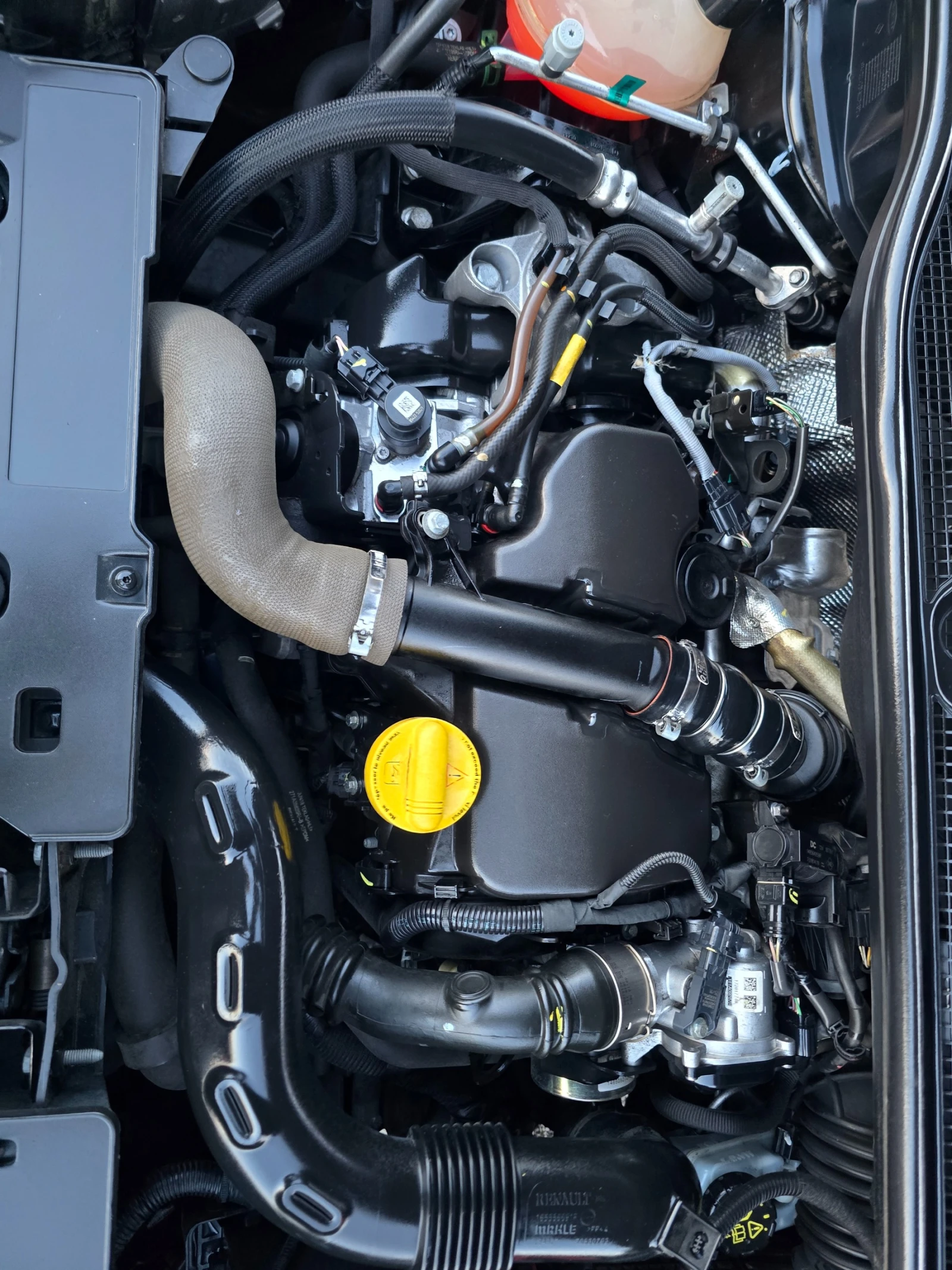 Renault Captur 1.5DCI-90K.C-NAVI-EURO6 - изображение 10