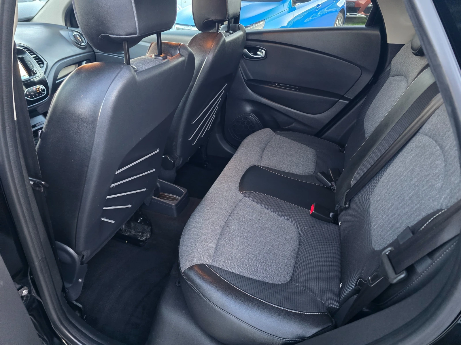 Renault Captur 1.5DCI-90K.C-NAVI-EURO6 - изображение 8