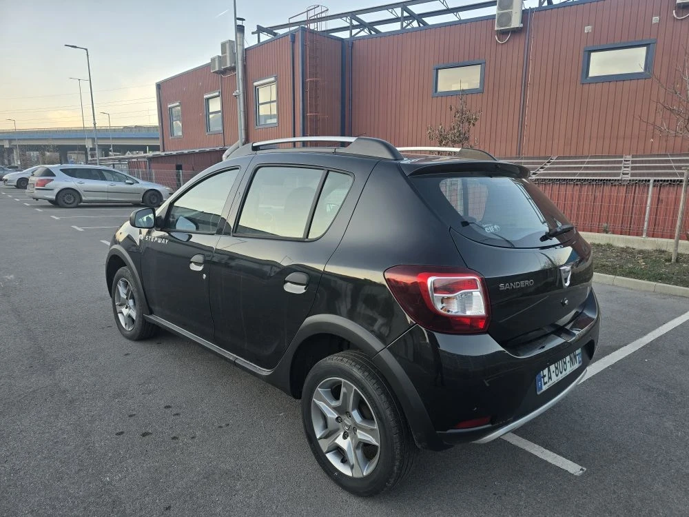 Dacia Sandero STEPUEI 0.9 benzin  2013�  | Mobile.bg � ����������� 10