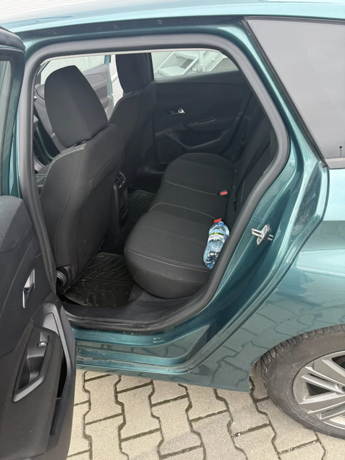 Peugeot 308 1.5 bluehdi 130 EAT8 ACTIVE - изображение 7