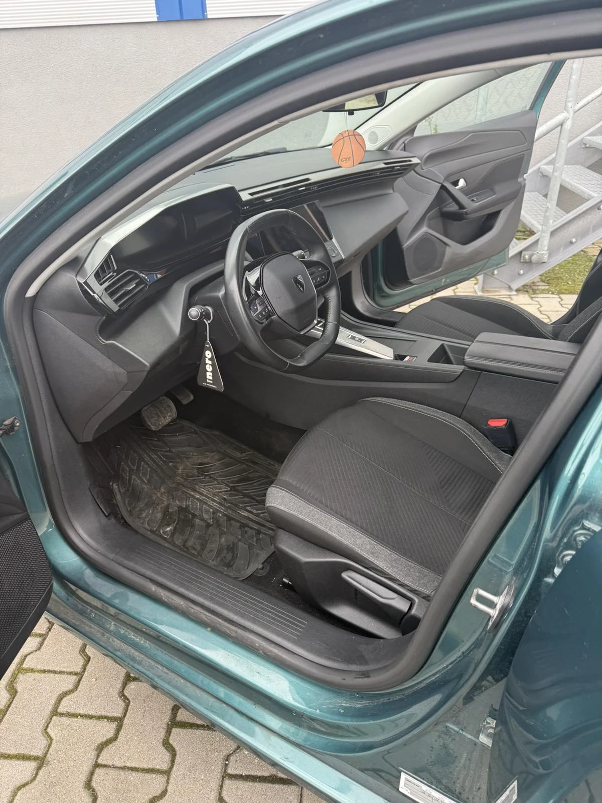 Peugeot 308 1.5 bluehdi 130 EAT8 ACTIVE - изображение 5