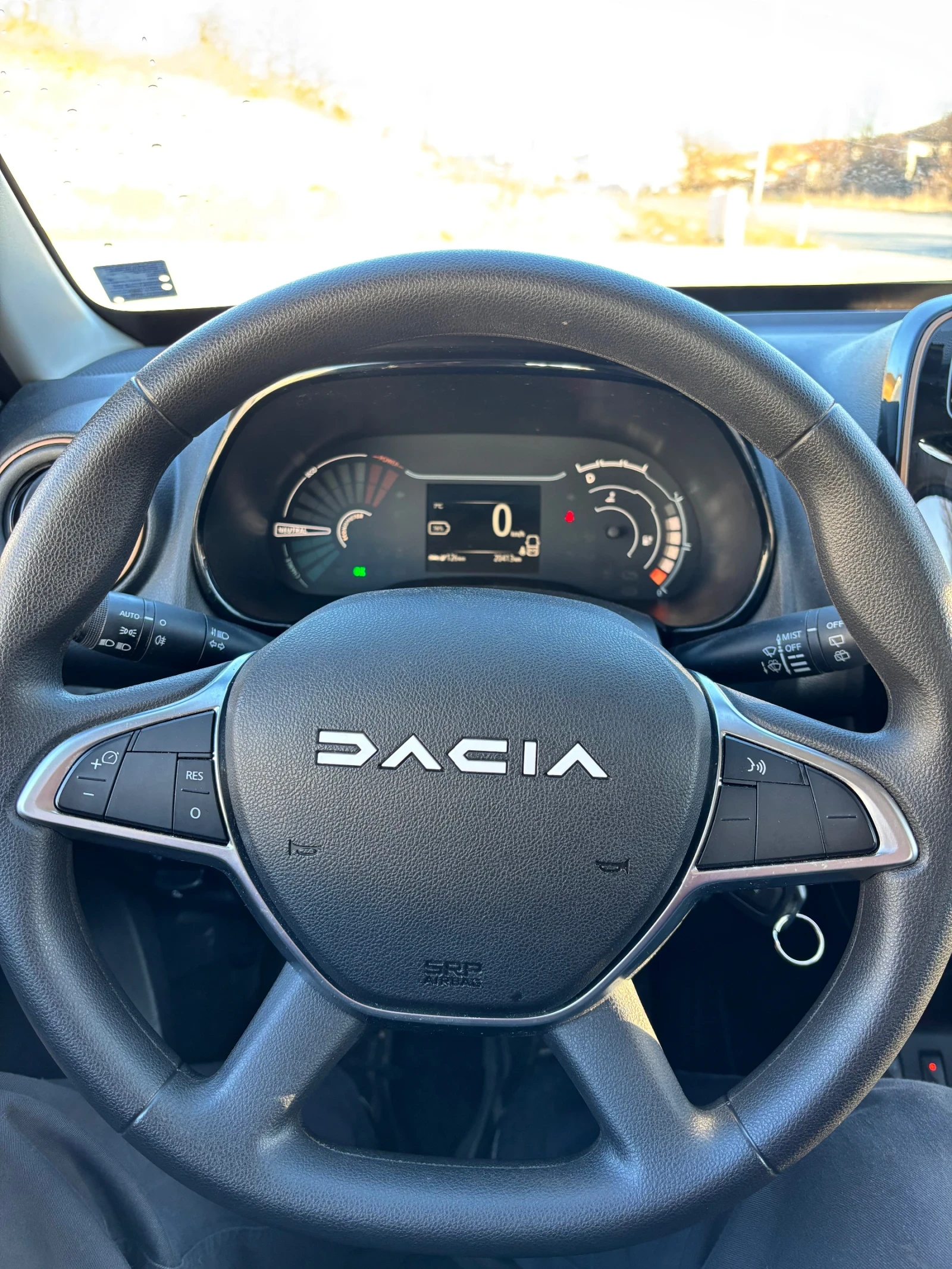 Dacia Spring 65кс. - изображение 8