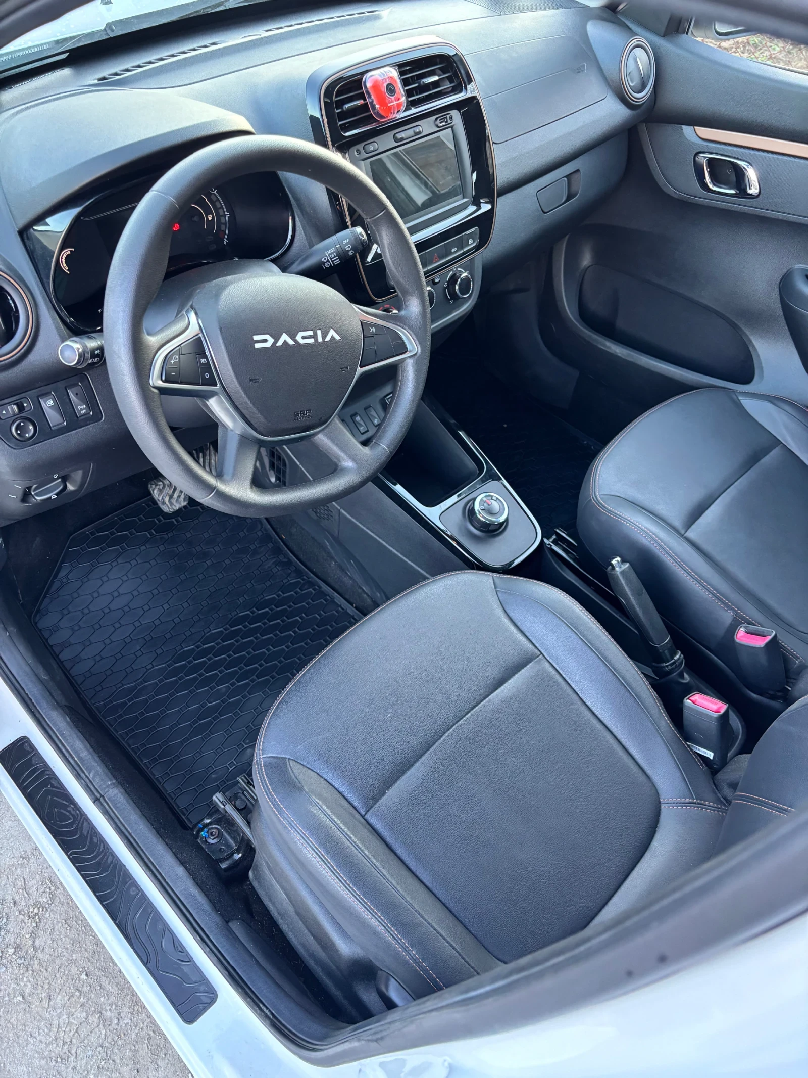 Dacia Spring 65кс. - изображение 9
