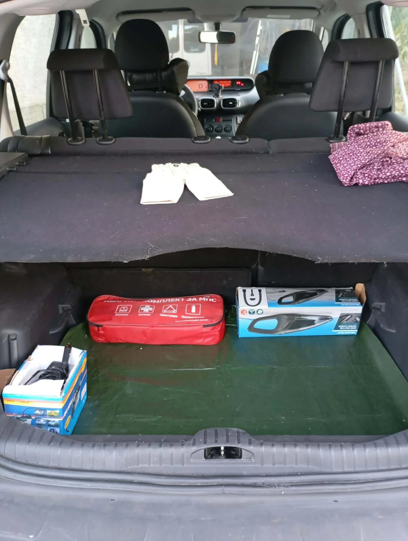 Citroen C3 Picasso, снимка 7 - Автомобили и джипове - 53934574