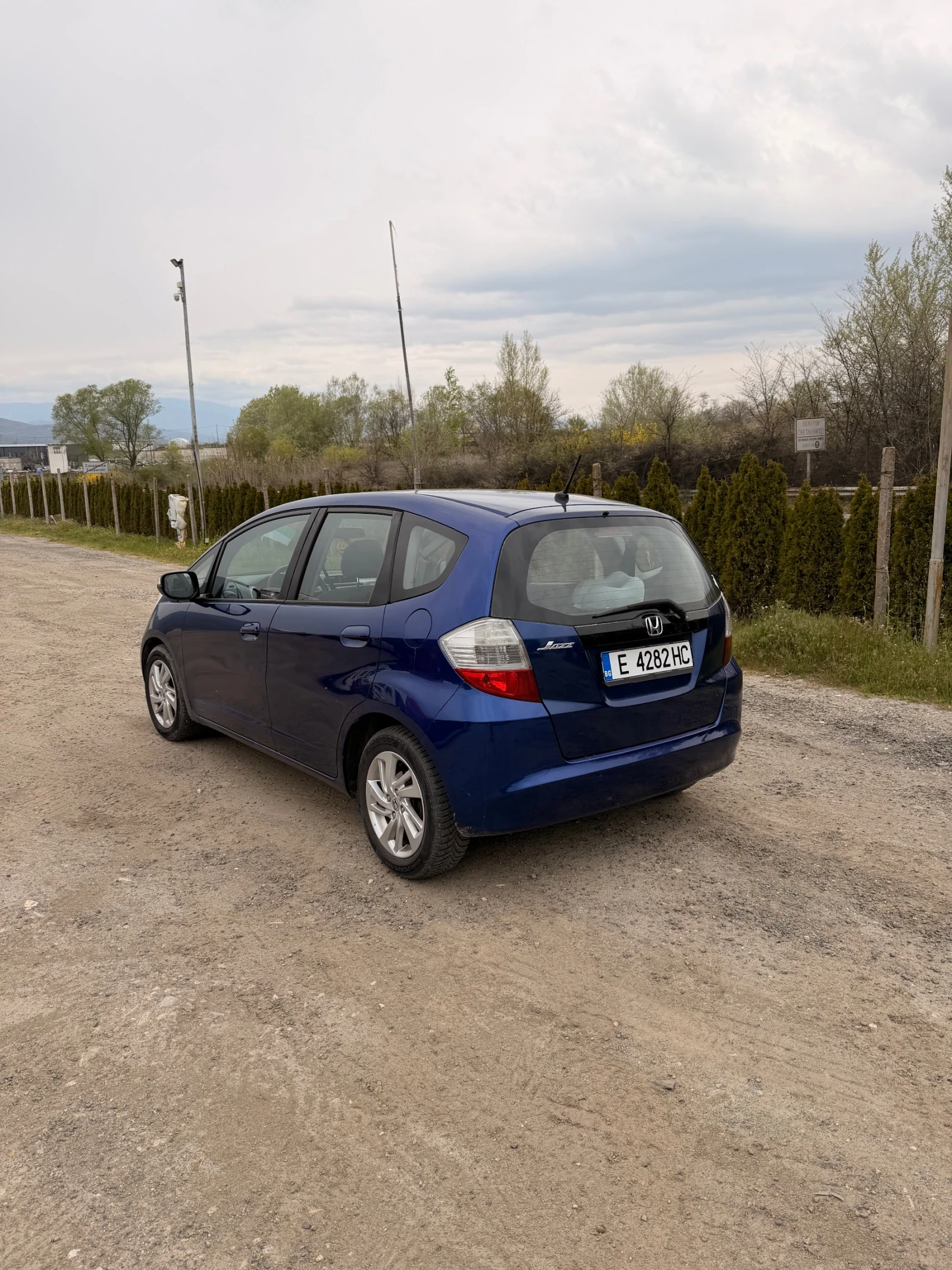 Honda Jazz, снимка 4 - Автомобили и джипове - 54058137