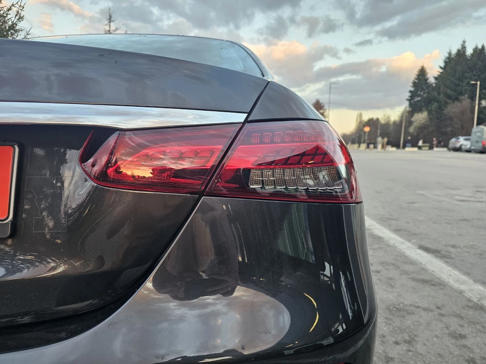 Mercedes-Benz E 220 BURMESTER* DESIGNO* MEMORY, снимка 6 - Автомобили и джипове - 54102270