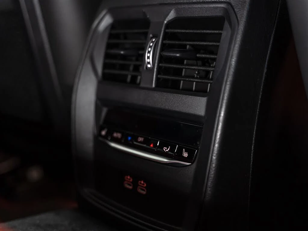 BMW M3 * xDrive * * HeadUp* A���������* (���� �� ��) | Mobile.bg � ����������� 17