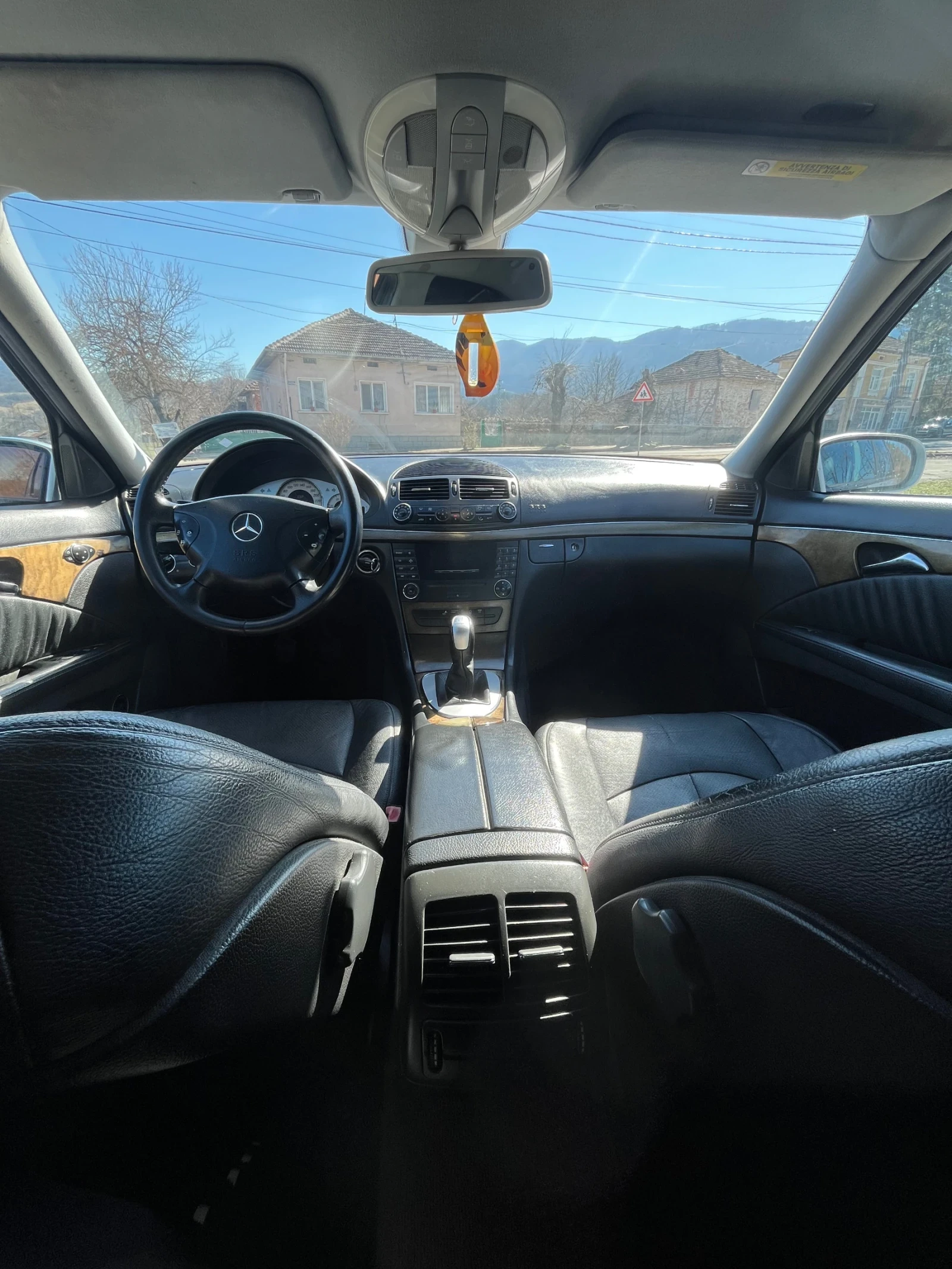 Mercedes-Benz E 270, снимка 8 - Автомобили и джипове - 54309159