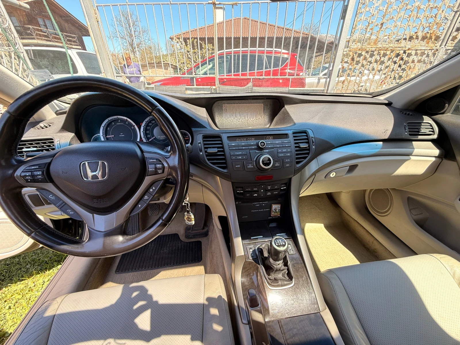 Honda Accord Tourer 8 / 2.2 150 к.с, снимка 9 - Автомобили и джипове - 54324048