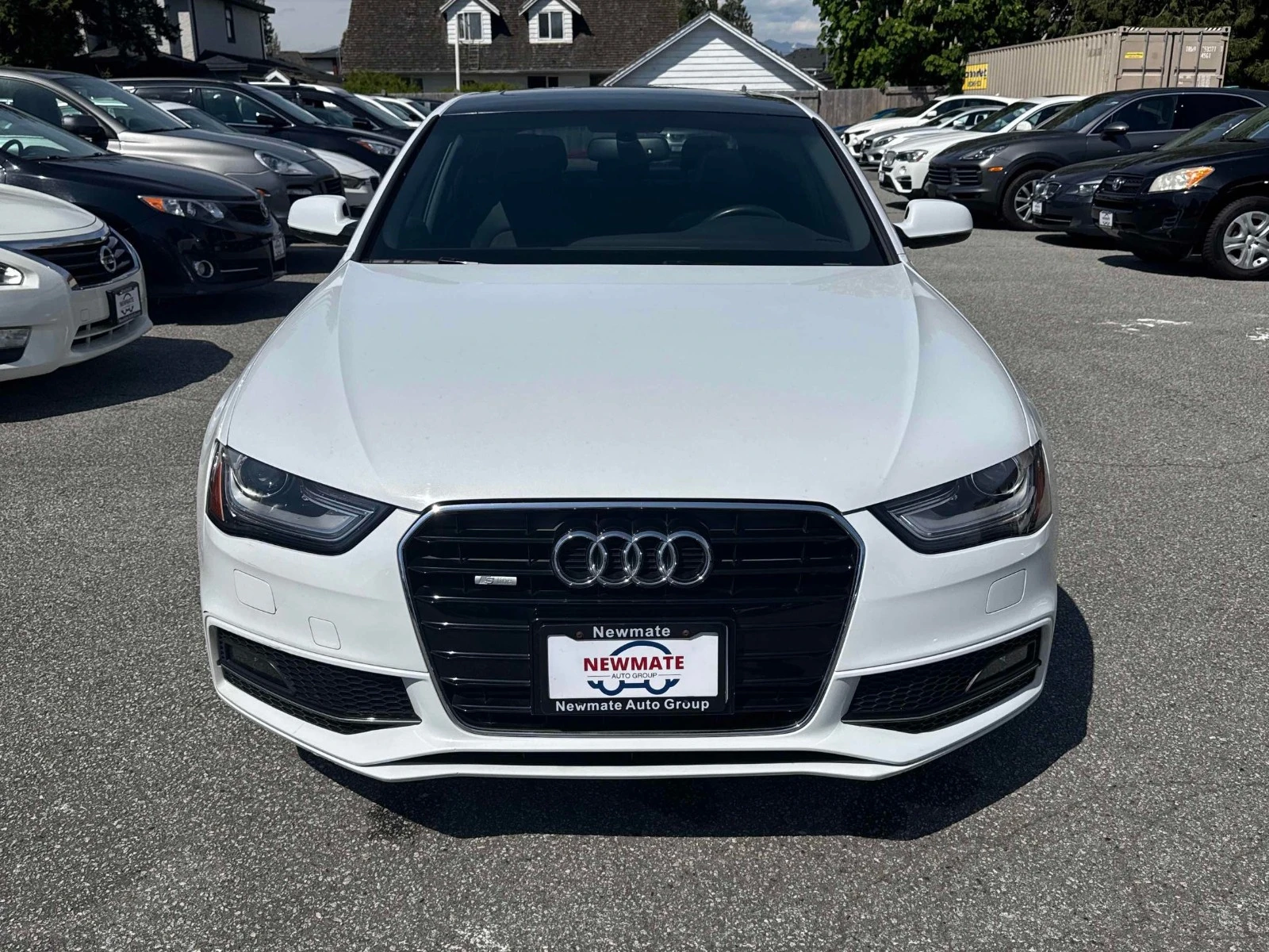Audi A4 Premium Plus/B&O/KAMEPA/KEYLESS/NAVI, снимка 2 - Автомобили и джипове - 54393524