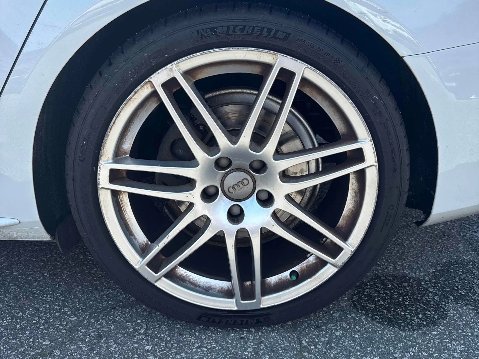 Audi A4 Premium Plus/B&O/KAMEPA/KEYLESS/NAVI, снимка 6 - Автомобили и джипове - 54393524