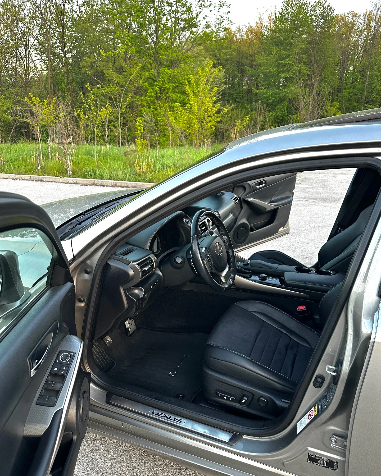 Lexus IS 300 F-Sport, снимка 9 - Автомобили и джипове - 54455592
