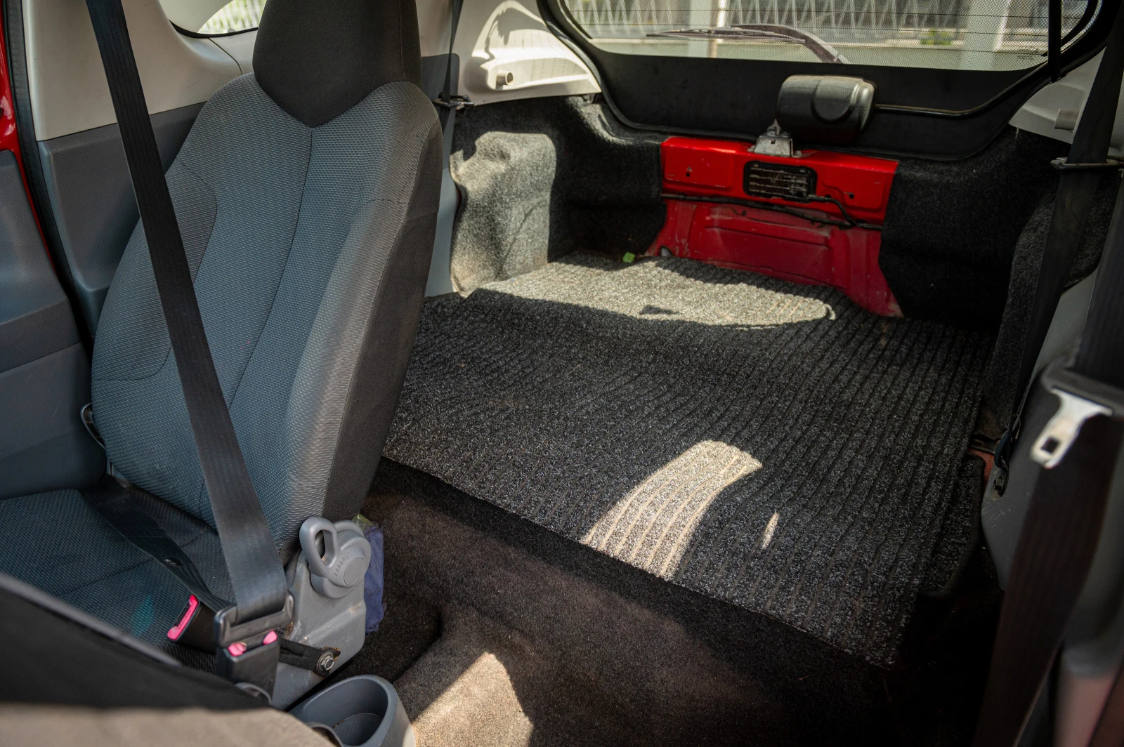 Toyota Aygo 1.0 БЕНЗИН/ГАЗ | КЛИМАТИК| ОБСЛУЖЕНА, снимка 16 - Автомобили и джипове - 54971169