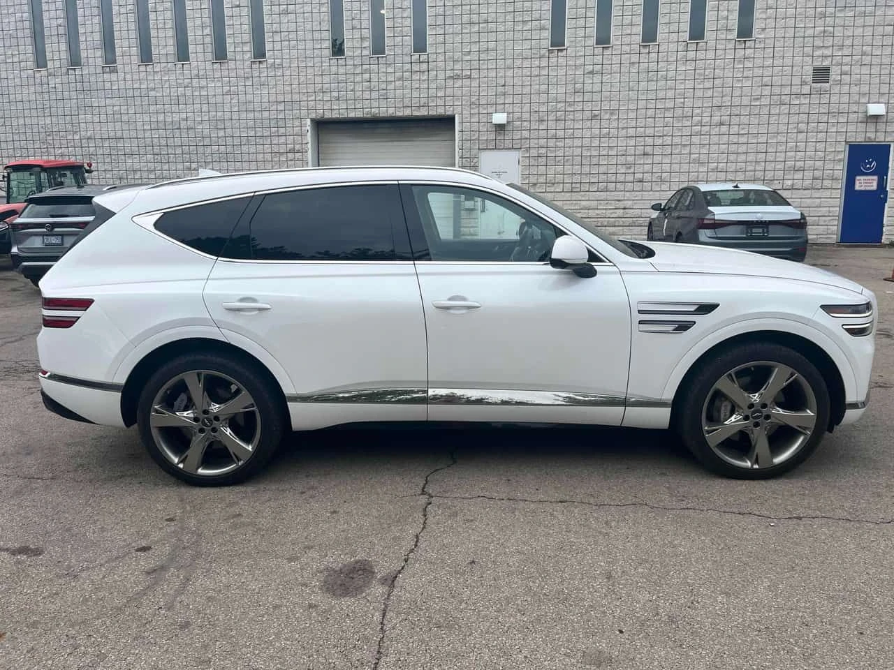 Genesis GV80 | DISTRONIC | ПАНОРАМА | CARFAX | 360 | HUD | , снимка 3 - Автомобили и джипове - 55194011