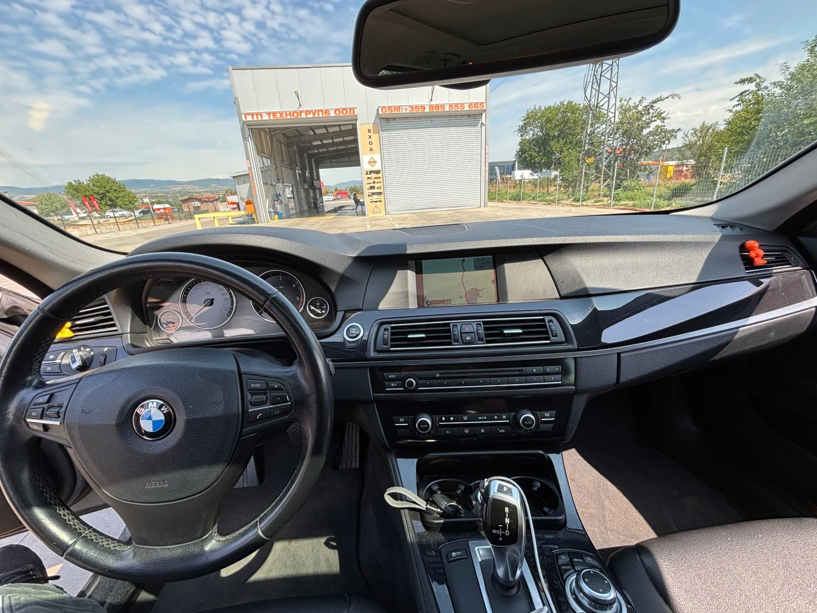 BMW 520 2.0, снимка 7 - Автомобили и джипове - 55403533