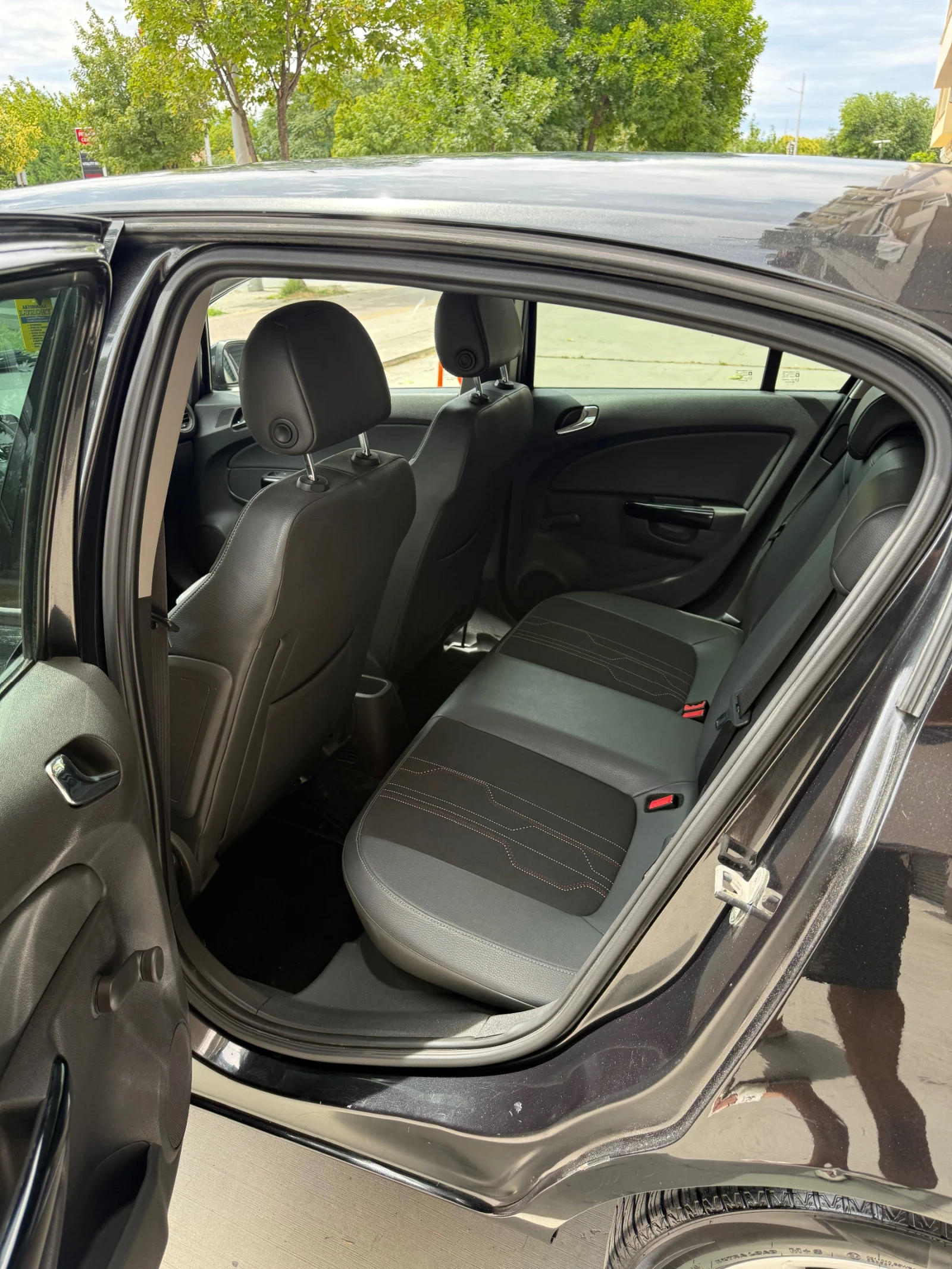 Opel Corsa 1.3 cdti 75 коня , снимка 9 - Автомобили и джипове - 55430789