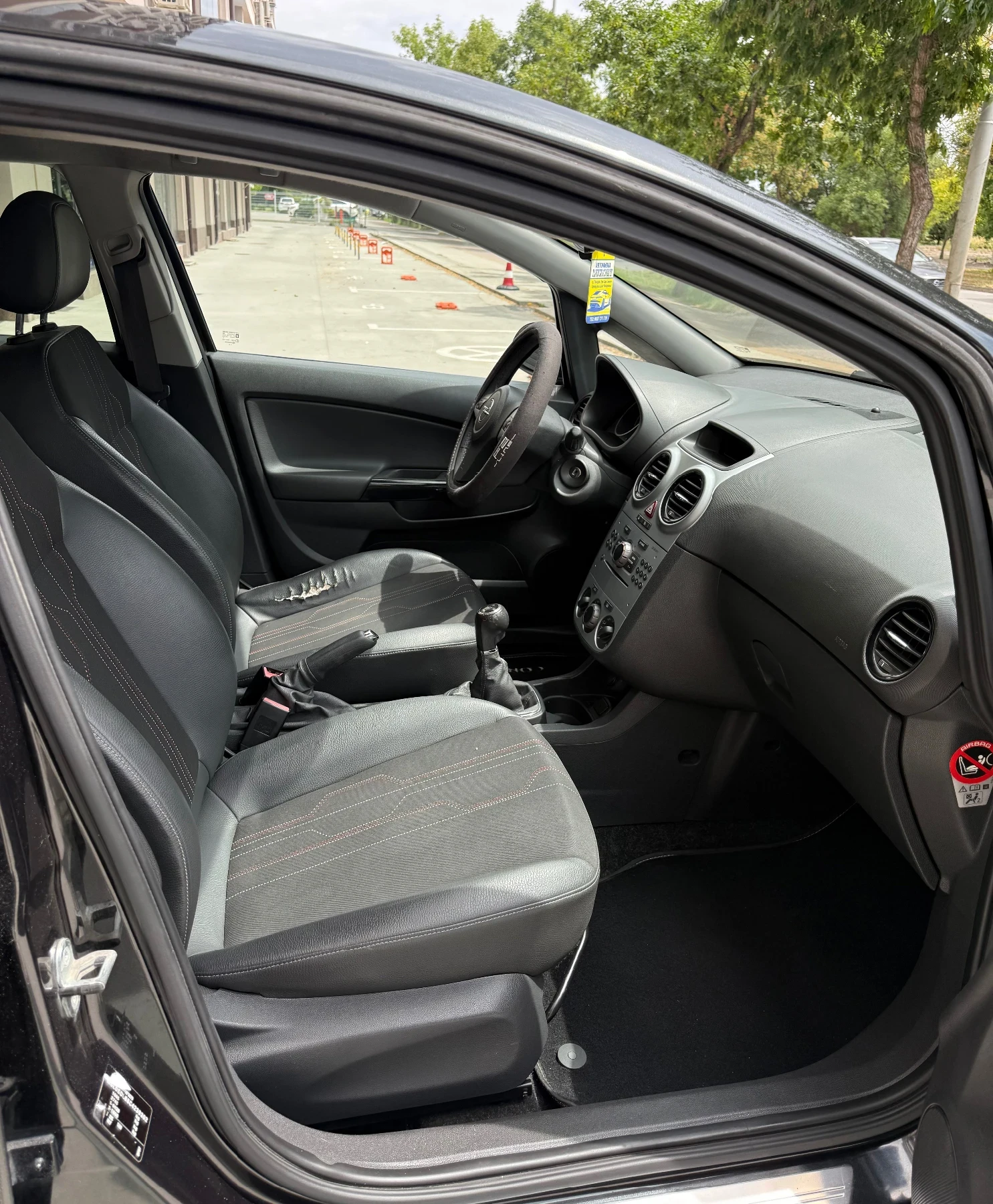 Opel Corsa 1.3 cdti 75 коня , снимка 8 - Автомобили и джипове - 55430789
