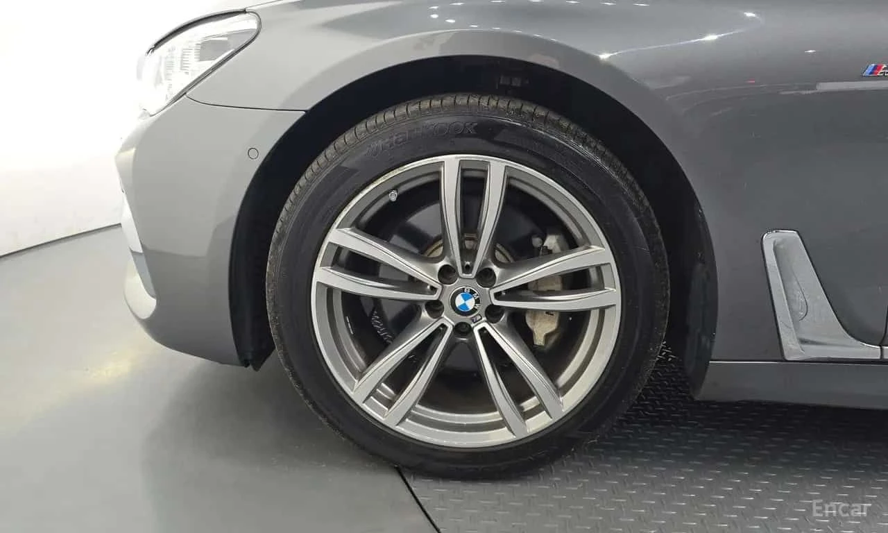 BMW 730 * 730Ld xDrive M Sport * CARFAX * ЦЕНА ДО БГ, снимка 16 - Автомобили и джипове - 55511082