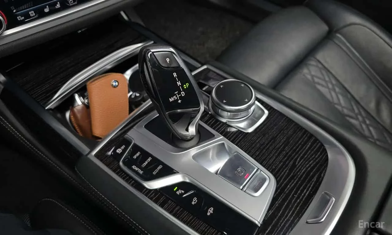 BMW 730 * 730Ld xDrive M Sport * CARFAX * ЦЕНА ДО БГ, снимка 11 - Автомобили и джипове - 55511082