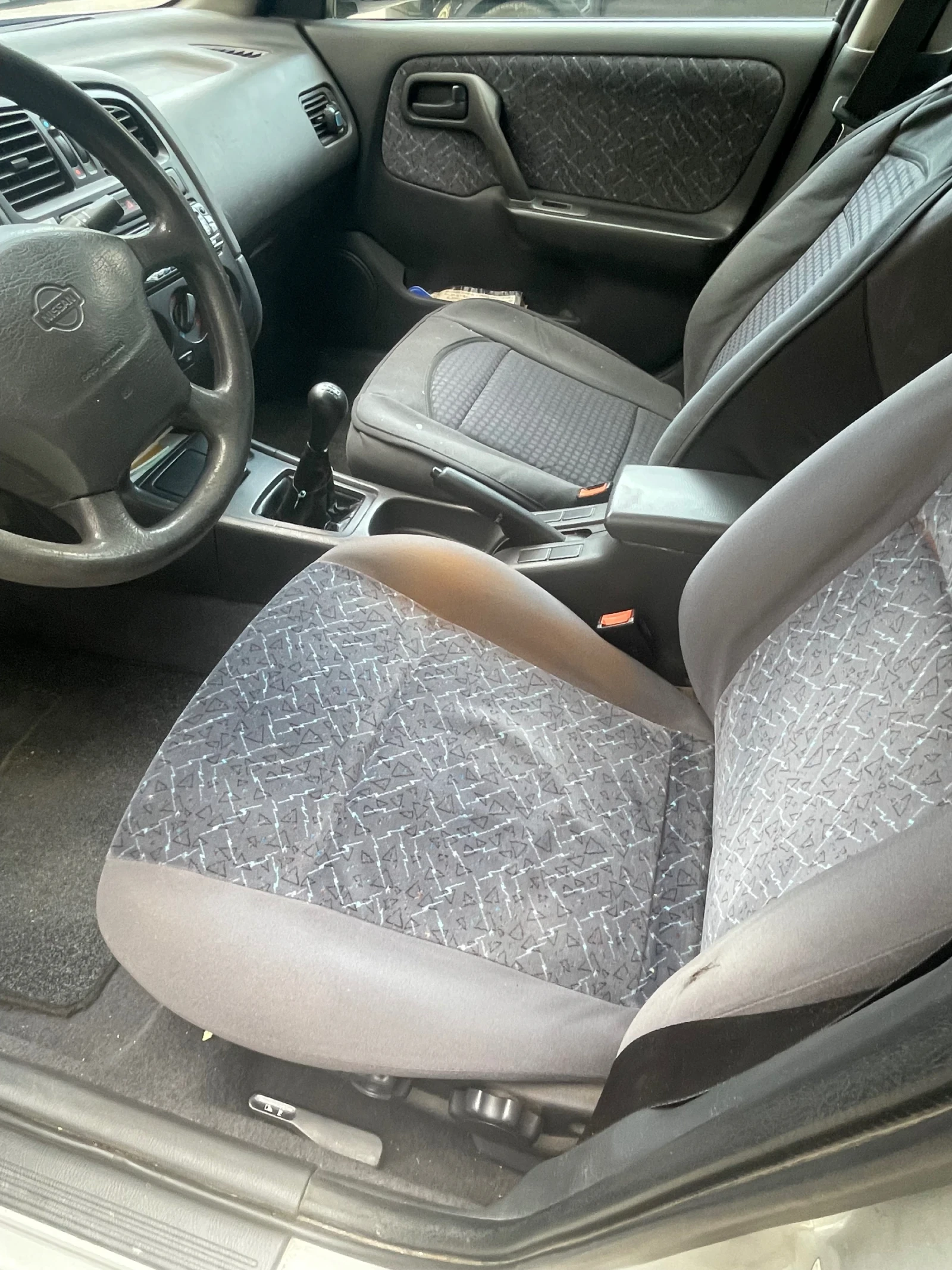 Nissan Primera, снимка 3 - Автомобили и джипове - 55666711