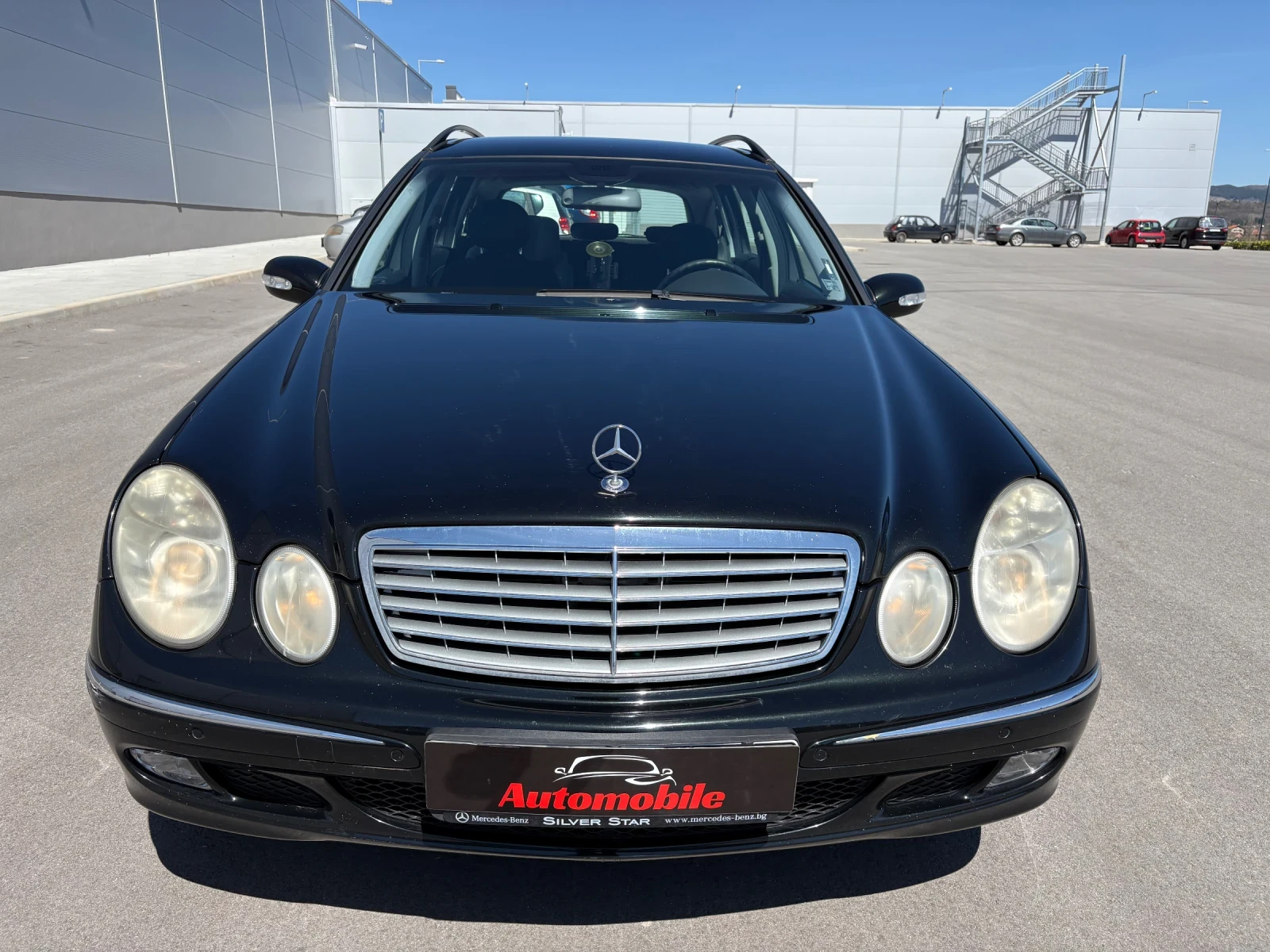 Mercedes-Benz E 240, снимка 2 - Автомобили и джипове - 55905124