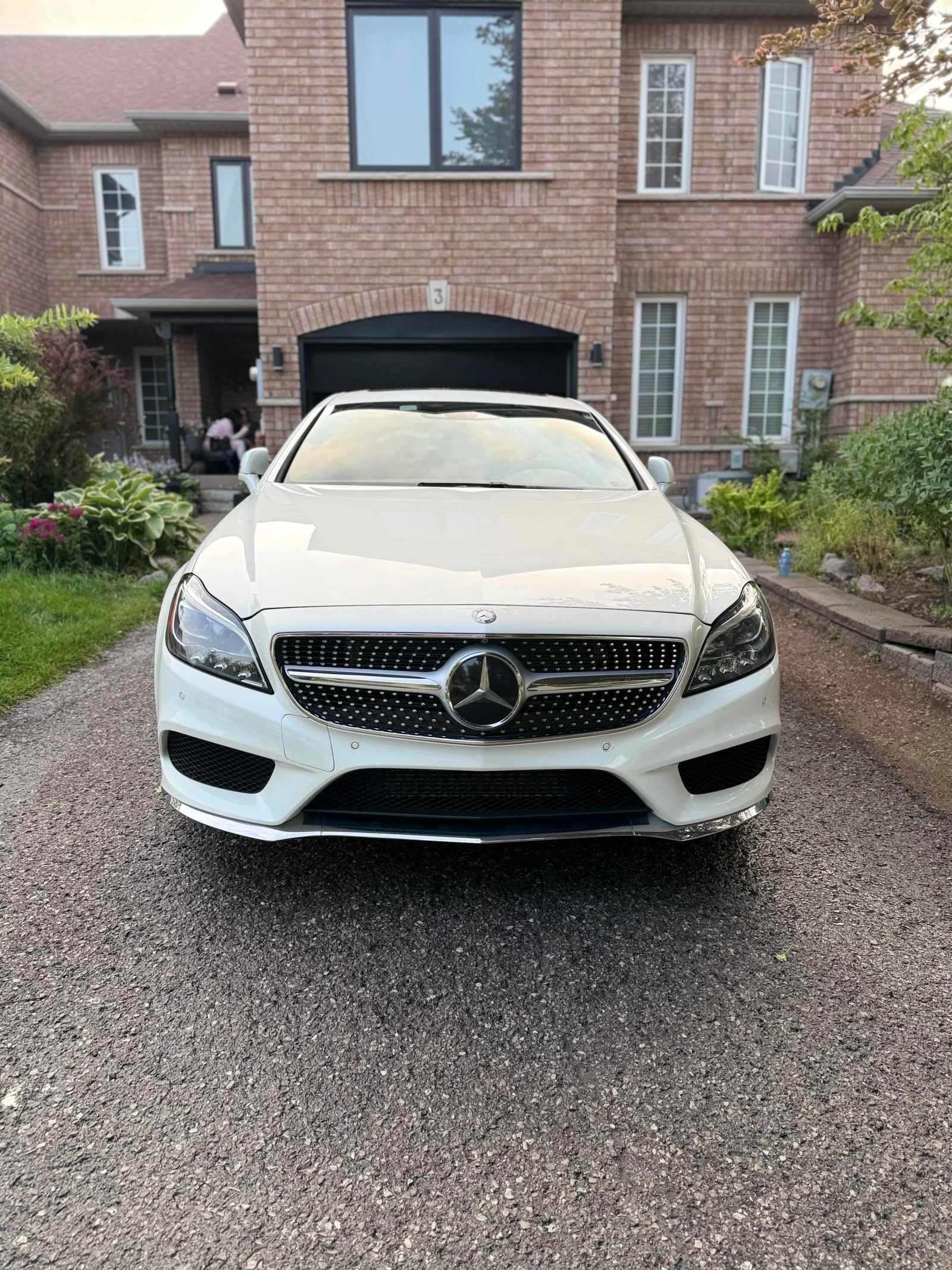 Mercedes-Benz CLS 550 * CARFAX * ДИСТРОНИК * ОБДУХВАНЕ * ЩОРИ * , снимка 17 - Автомобили и джипове - 56006791