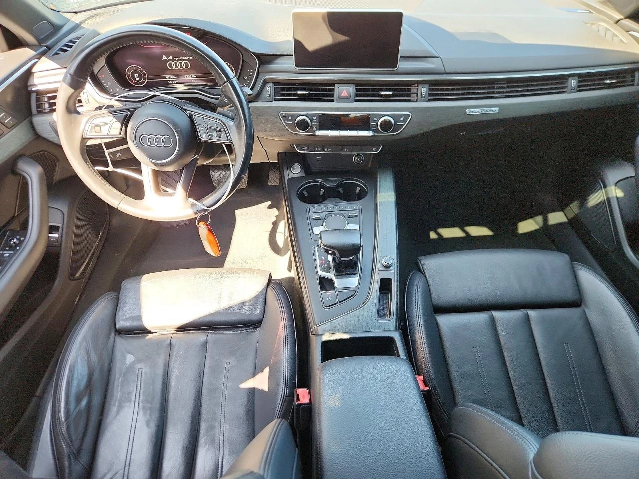 Audi A4 2.0l Premium Plus, снимка 8 - Автомобили и джипове - 56084124