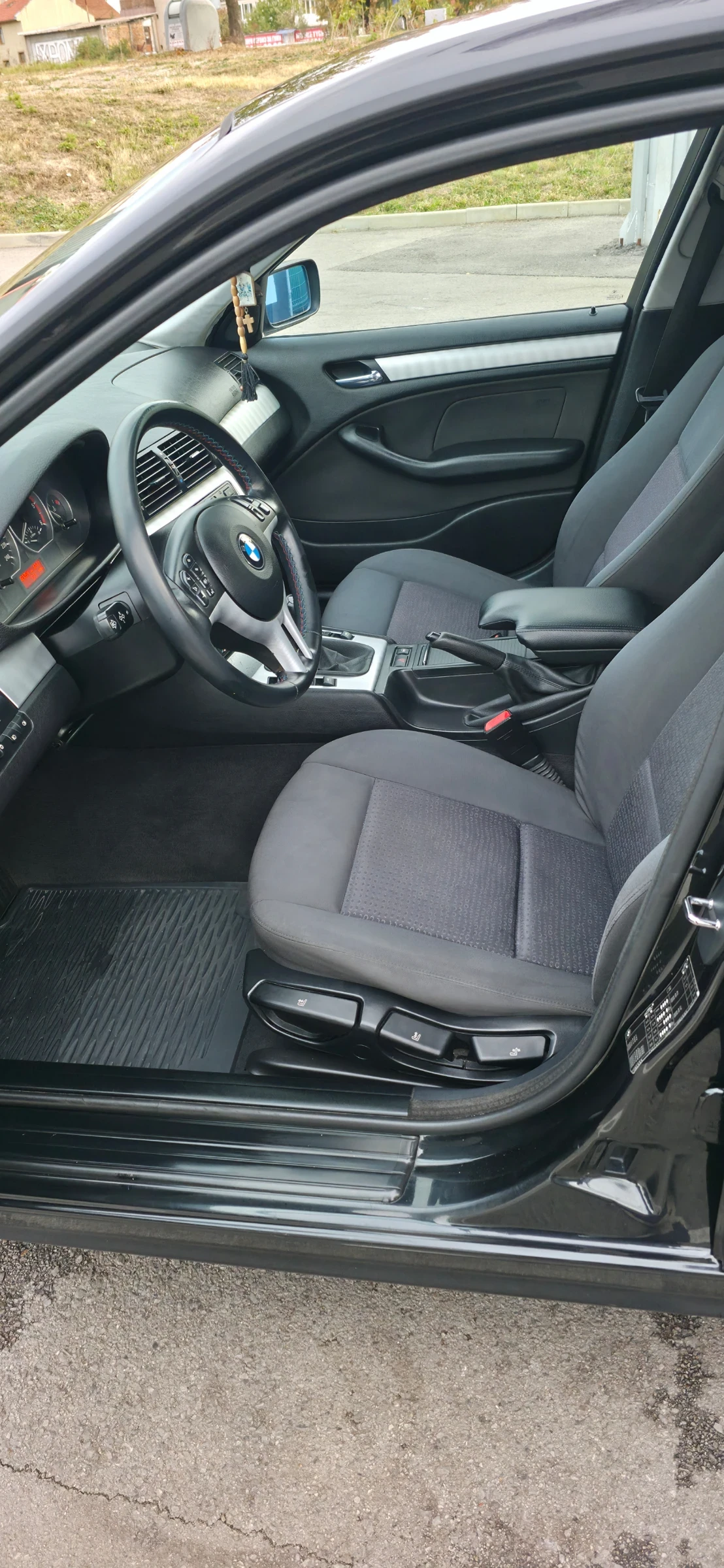 BMW 320, снимка 14 - Автомобили и джипове - 56546664
