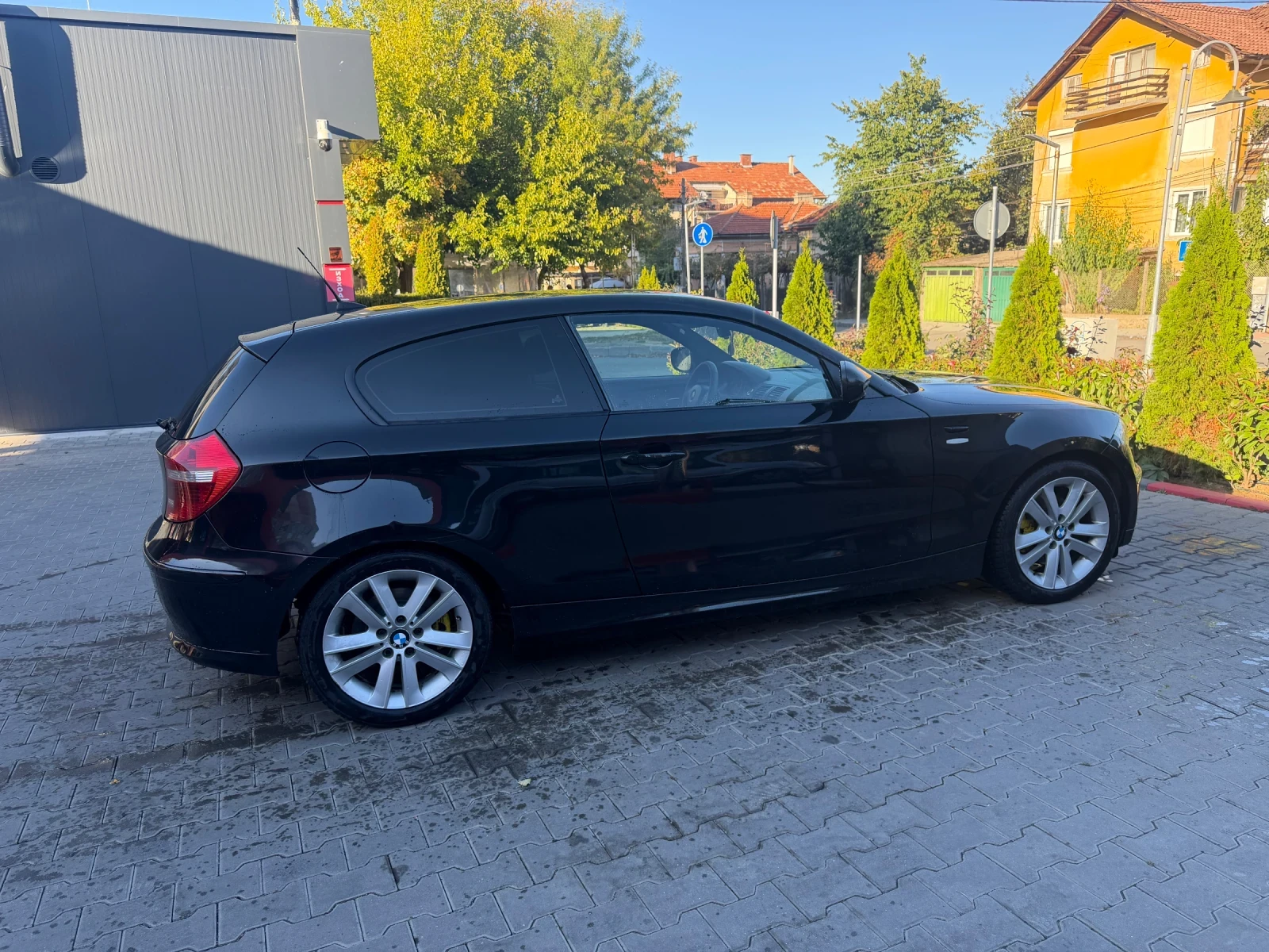 BMW 120 Facelift, снимка 3 - Автомобили и джипове - 56568111