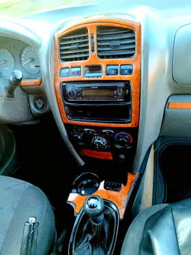 Hyundai Santa fe ГАЗ- БЕНЗИН !!! 4X4, снимка 5 — Bazar.bg Hyundai Santa fe ГАЗ- БЕНЗИН !!! 4X4, снимка 5