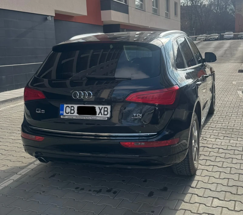 Audi Q5 2.0 TDI, снимка 5 - Автомобили и джипове - 49093374