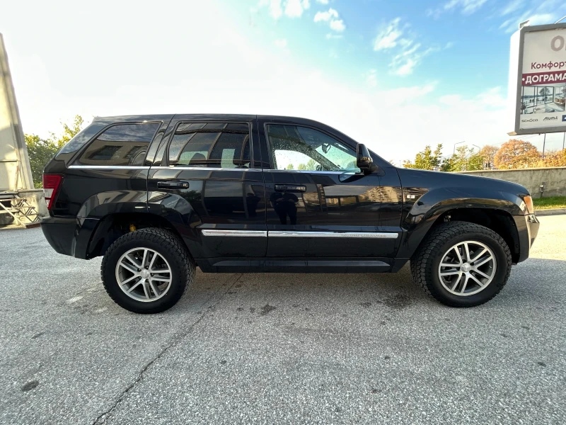 Jeep Grand cherokee 3.0 D, снимка 2 - Автомобили и джипове - 52323846