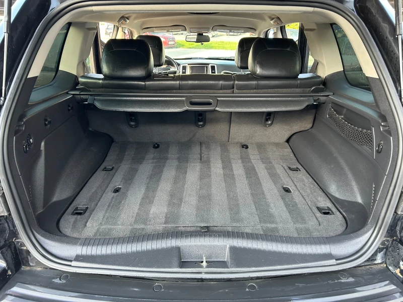 Jeep Grand cherokee 3.0 D, снимка 17 - Автомобили и джипове - 52323846