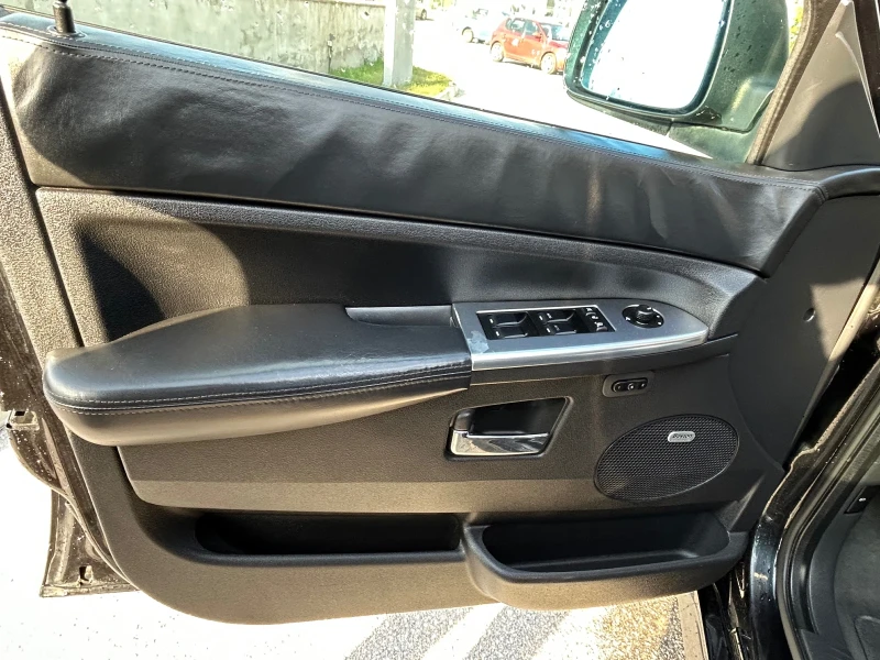 Jeep Grand cherokee 3.0 D, снимка 12 - Автомобили и джипове - 52323846