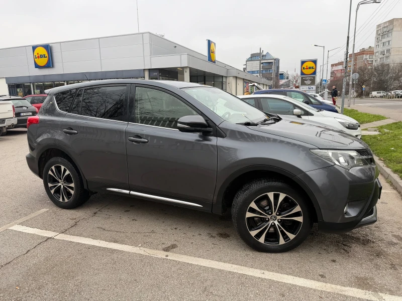 Toyota Rav4, снимка 6 - Автомобили и джипове - 52792235