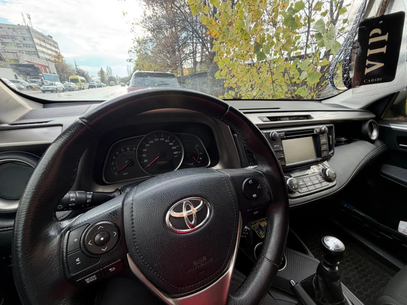 Toyota Rav4, снимка 10 - Автомобили и джипове - 52792235