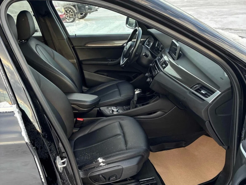 BMW X1 2019 xDrive28i * CARFAX * БЕЗ ПЪРВОНАЧАЛНА ВНОСКА, снимка 10 - Автомобили и джипове - 52820036