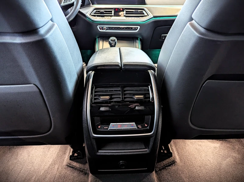 BMW X5 XDRIVE* * PREMIUM M SPORT PKG* LASERLIGHT, снимка 17 - Автомобили и джипове - 53274690