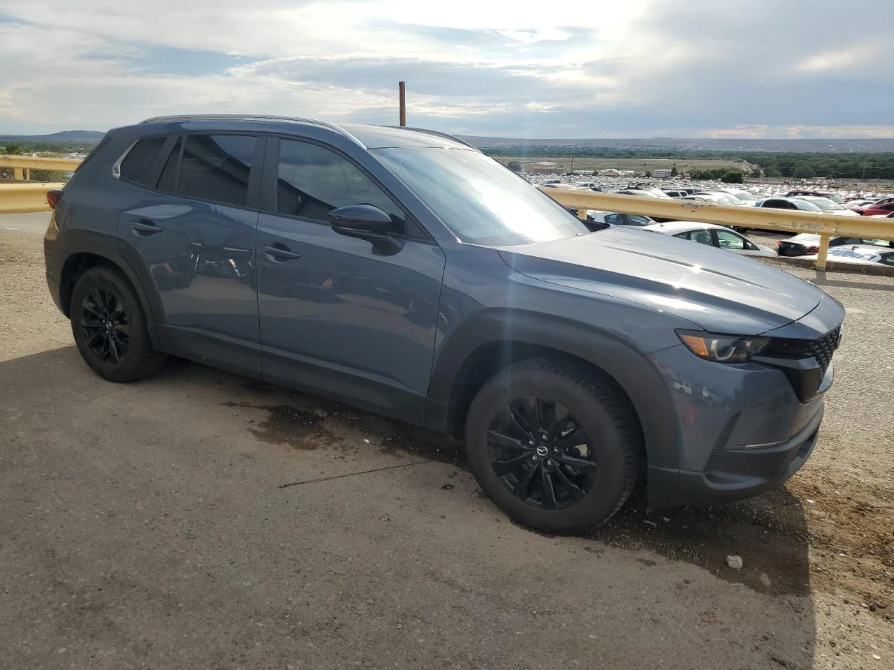 Mazda CX-50 PREFERRED PLUS/4X4/ПОДГРЕВ/ВИДЕО НА МОТОРА - изображение 3