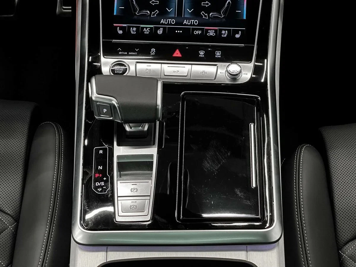 Audi Q8 50TDI Quattro S-Line - изображение 10