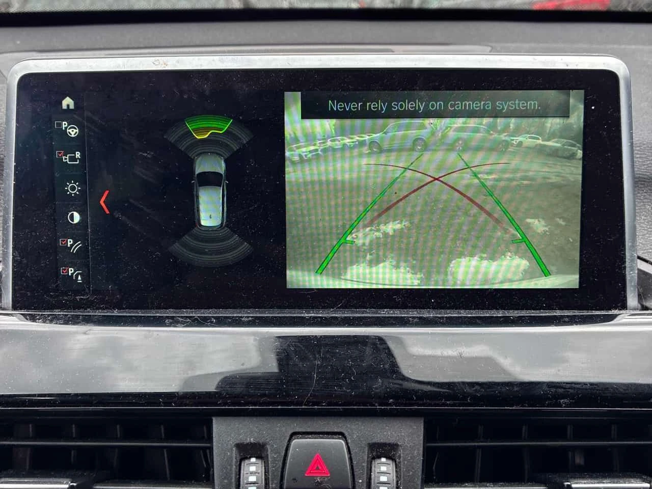 BMW X1 xDrive28i /СARFAX/ГУМИ+ ДЖАНТИ/ПАНО/КЛИП, снимка 9 - Автомобили и джипове - 53930326