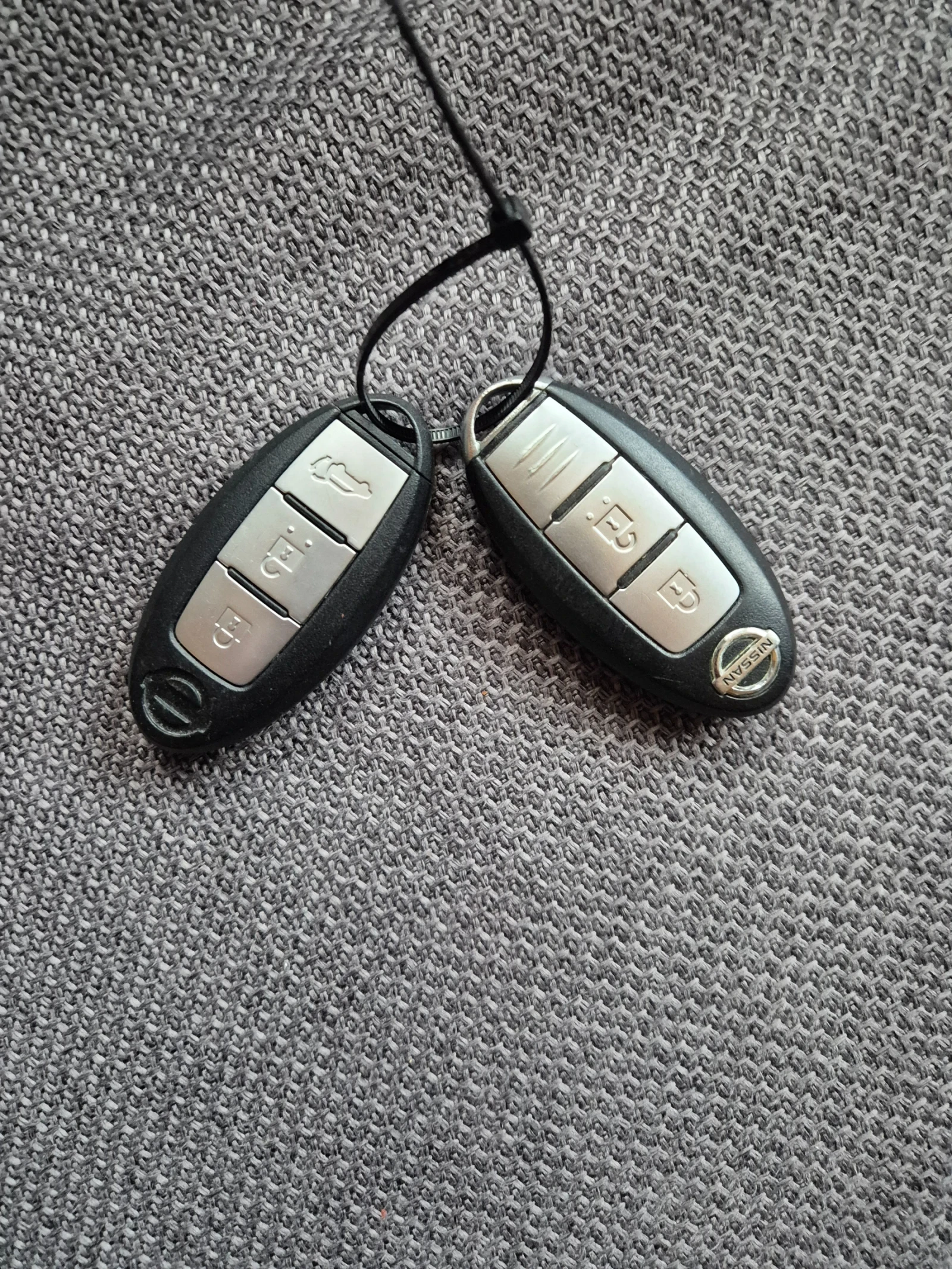 Nissan Qashqai Tekna 1.5dci, снимка 14 - Автомобили и джипове - 54357664