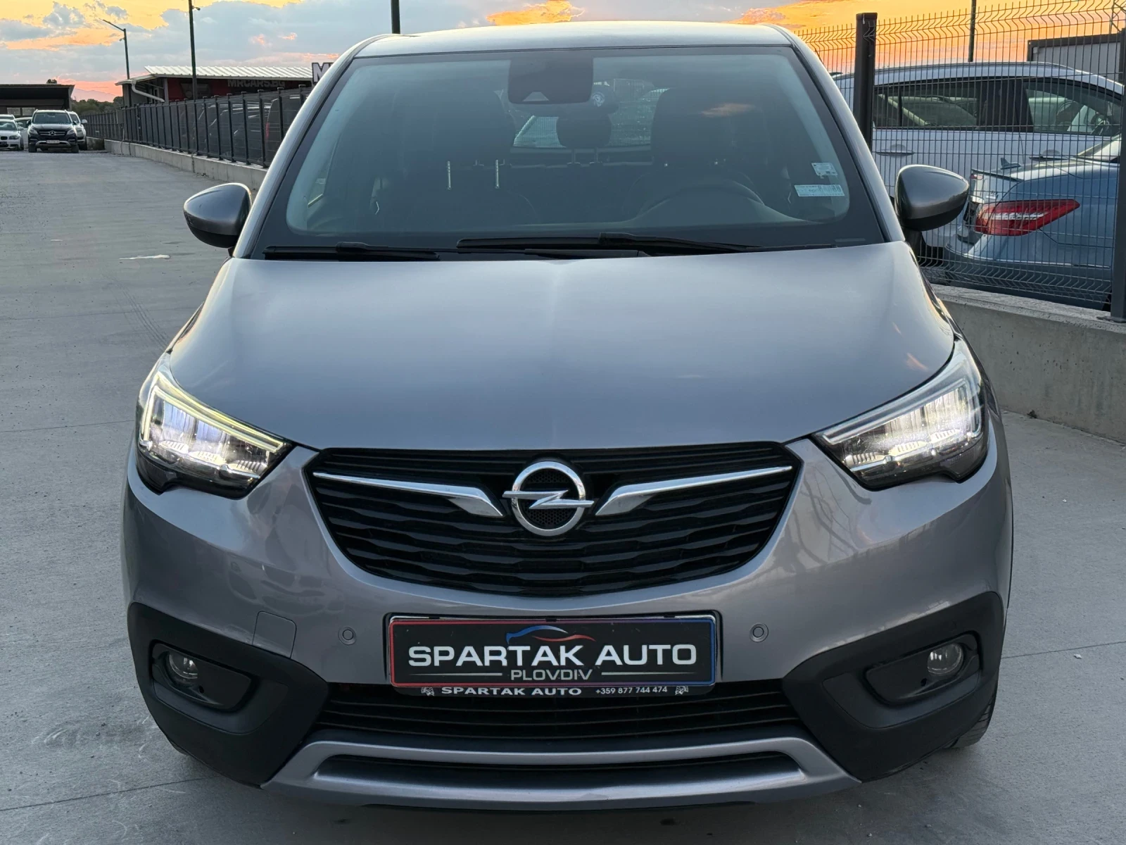 Opel Crossland X 1.2i* 2022г* РЪЧКА* 109.000КМ* НОВА* , снимка 2 - Автомобили и джипове - 54597158