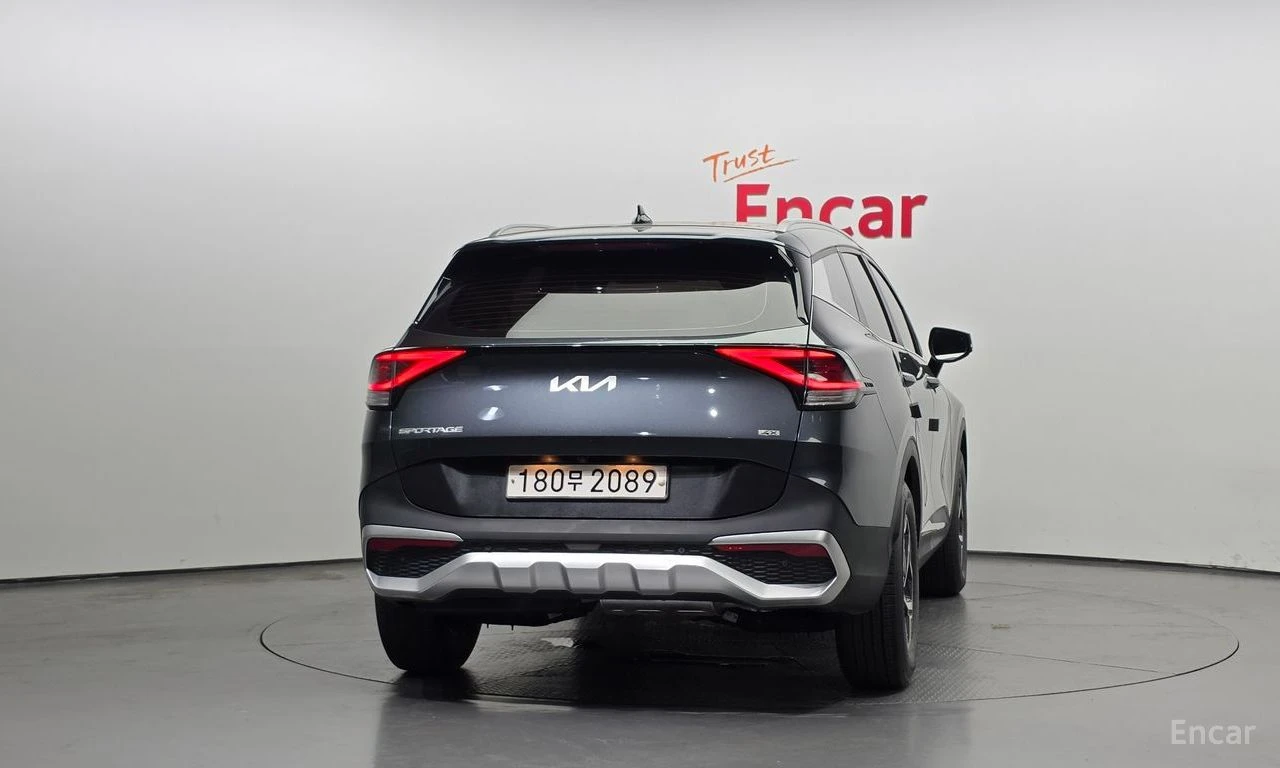 Kia Sportage 2.0D Prestige 4x4* DISTRONIC* ПОДГРЕВ* ОБДУХВАНЕ* , снимка 4 - Автомобили и джипове - 55352433